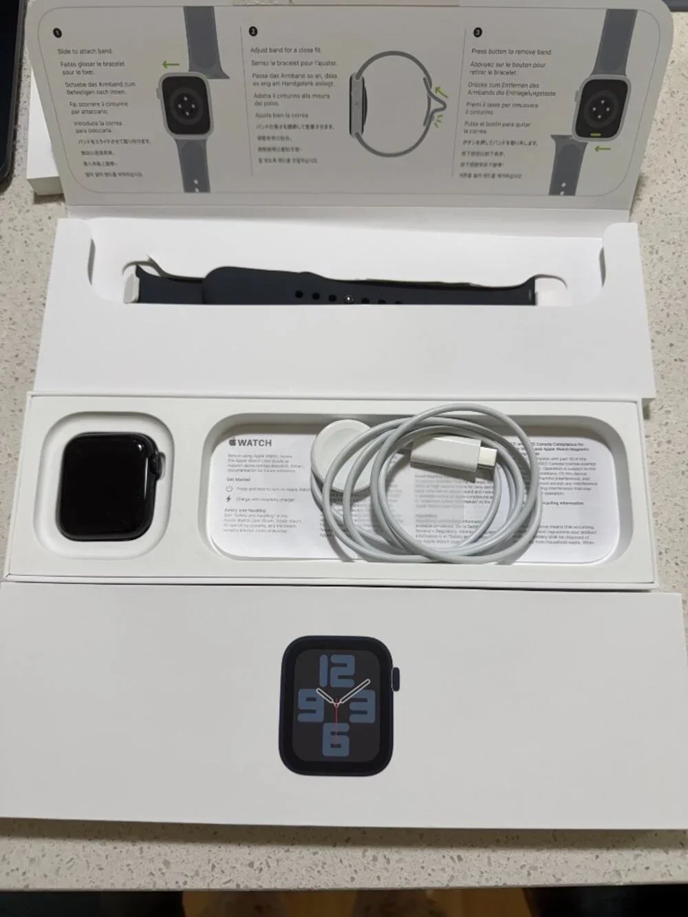 Apple Watch SE 40mm Black for iPhone iOS